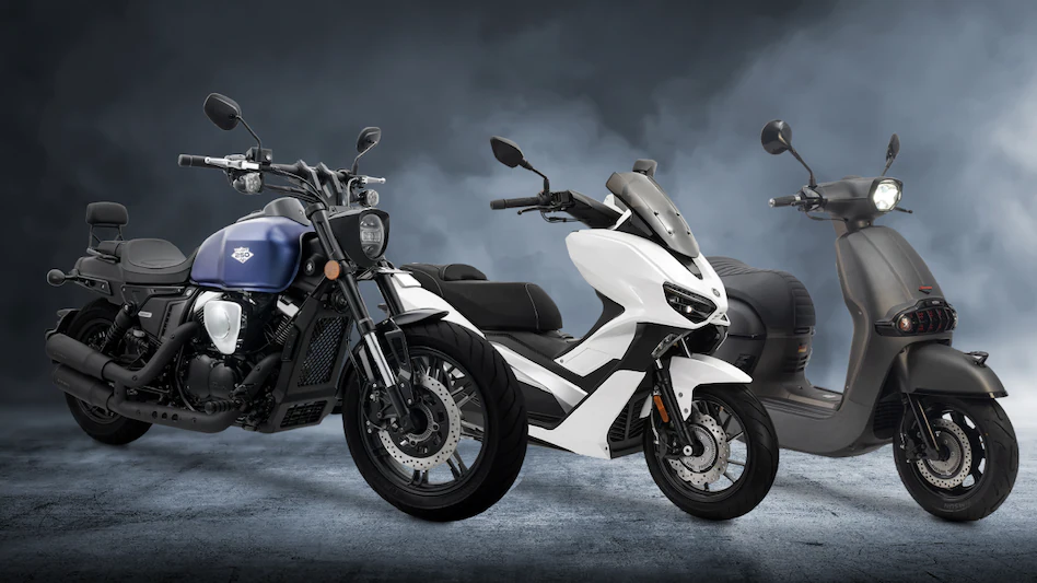 Benelli Keeway Maxi Scooter 