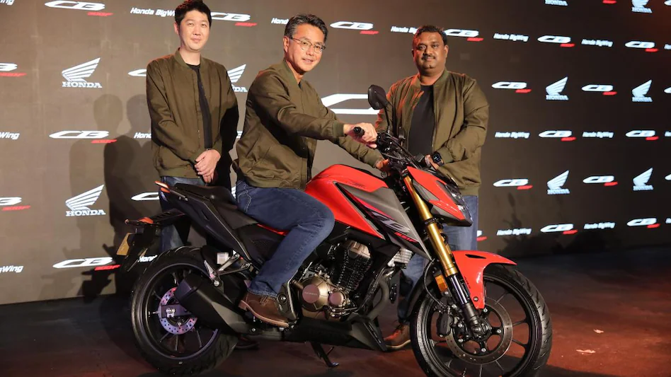 Honda Formidable 300cc Motorcycle